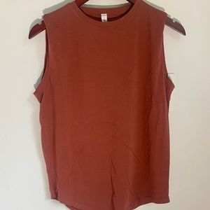 Lululemon tank